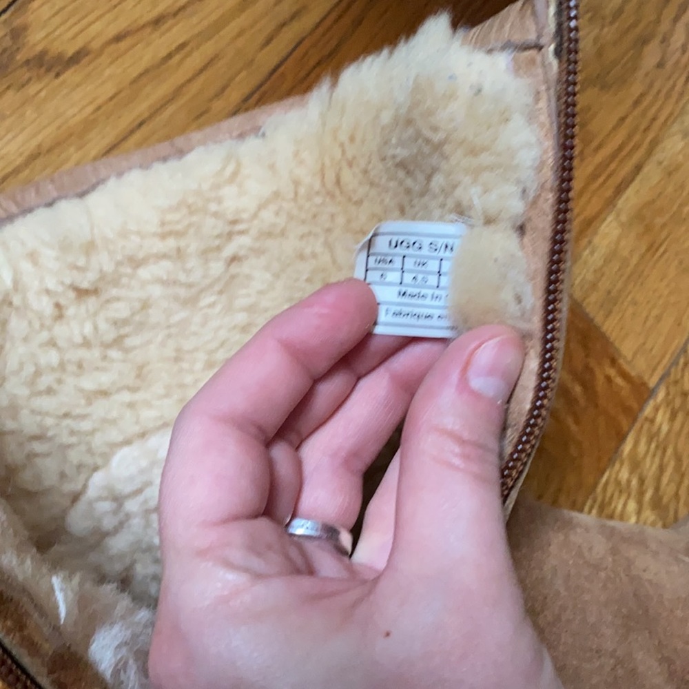 Ugg Classic Short Ii - image 2